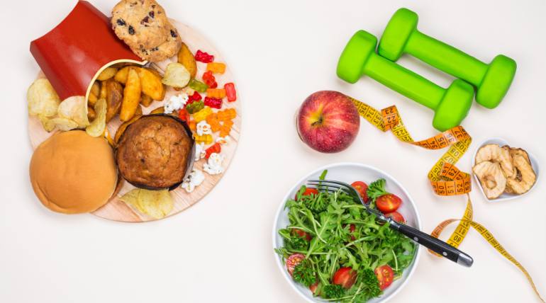 quais-as-diferencas-para-o-peso-e-saude-entre-uma-dieta-de-base-vegetal-pobre-em-gordura-e-uma-dieta-de-base-animal-pobre-em-hidratos-de-carbono-cetogenica