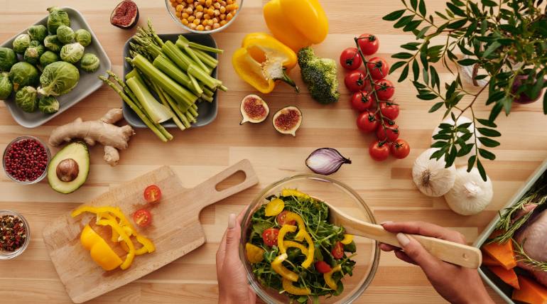 uma-dieta-de-base-vegetal-pode-evitar-tantas-emissoes-de-CO2-como-9-a-16-anos-de-utilizacao-de-combustiveis-fosseis